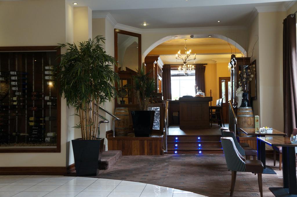 Jacksons Restaurant And Accommodation 罗斯康芒 外观 照片